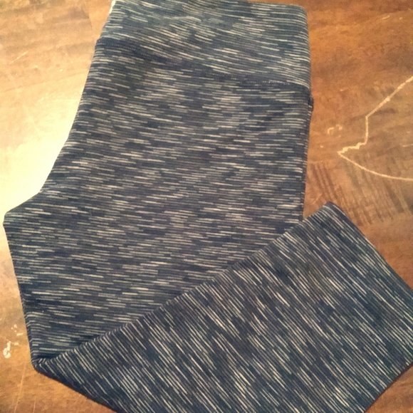 Tuff Athletics Capri Pants - Picture 1 of 7